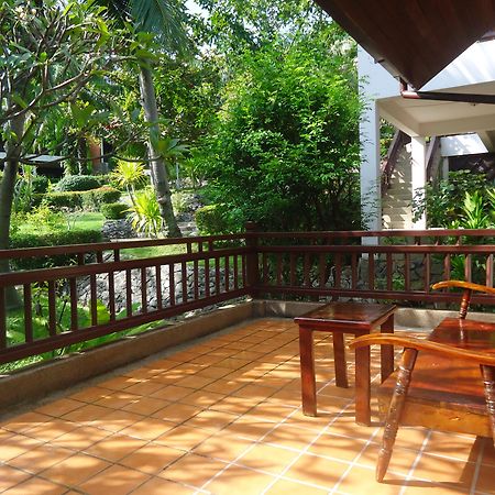 Nova Samui Resort Chaweng  Ruang foto